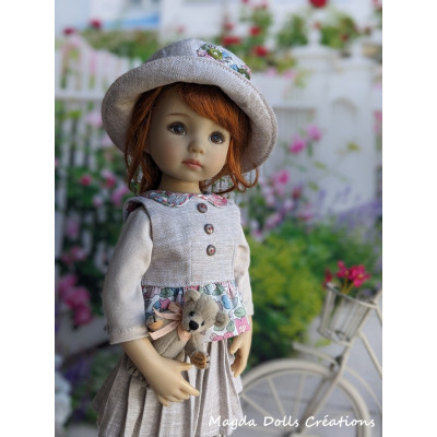Charlotte outfit for Little Darling doll